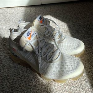 Nike offwhite vapor max